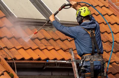 Démoussage et hydrofuge de toiture à Frécourt